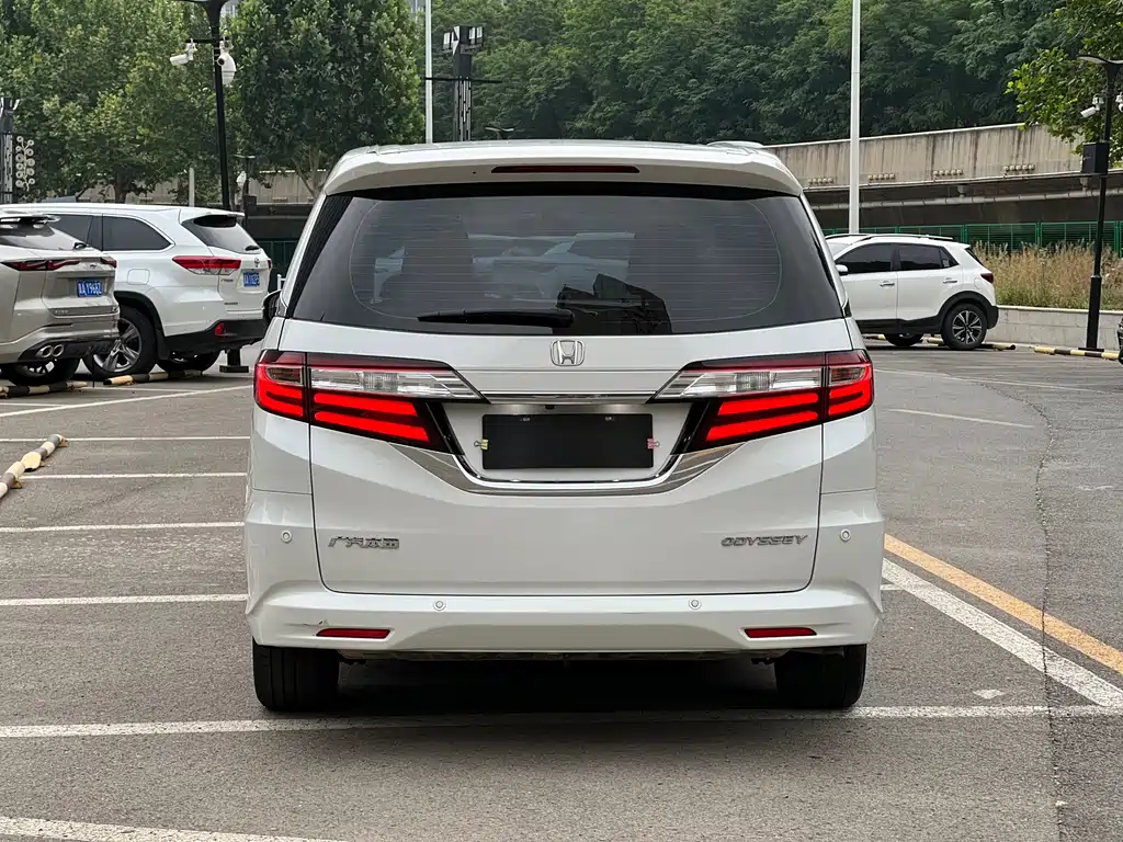 Honda Odyssey 2019 — фото 5