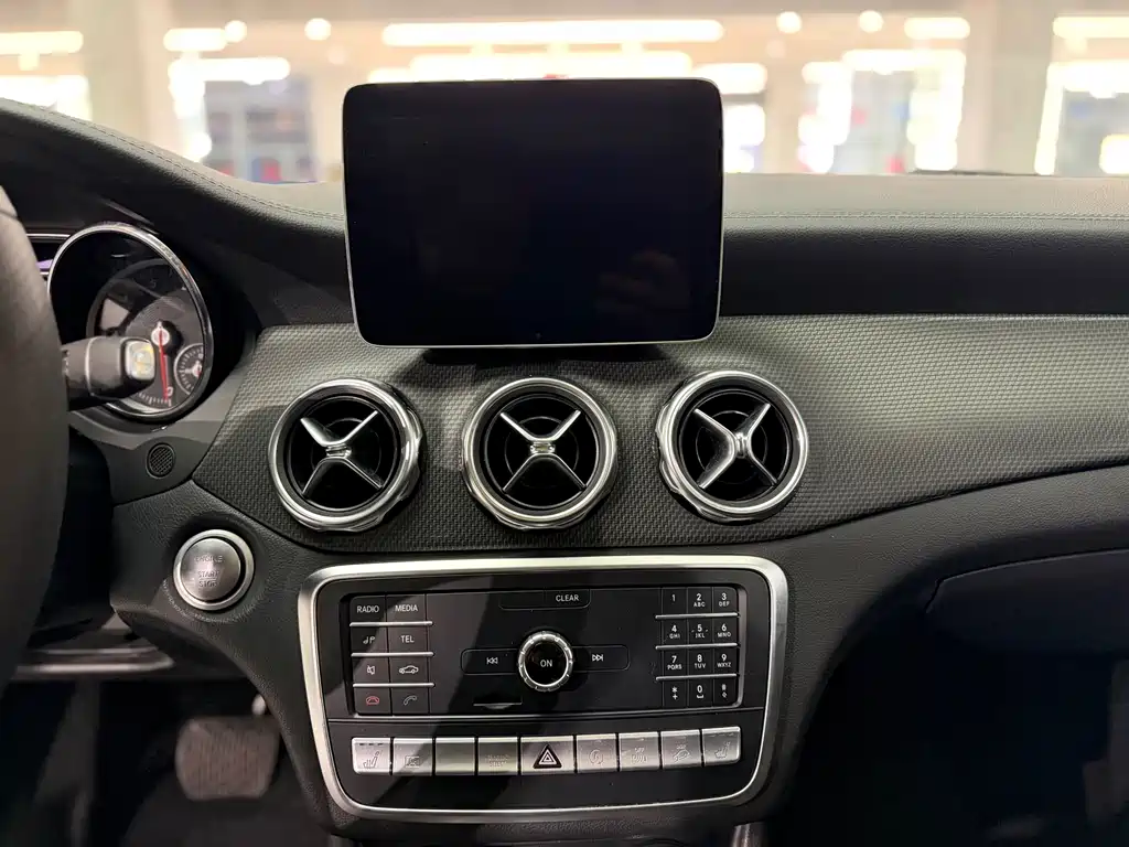Mercedes-Benz GLA 2019 — фото 9