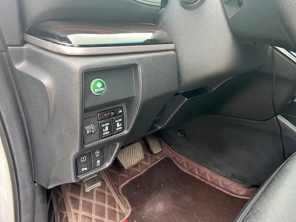 Honda Odyssey 2019 — фото 13