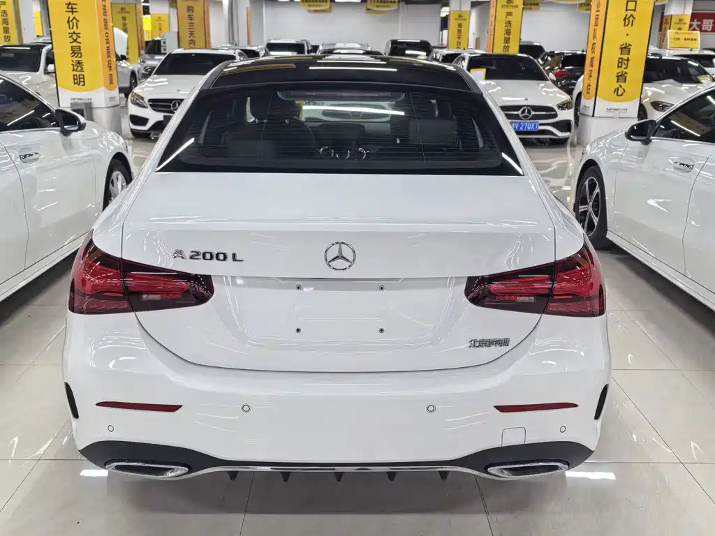 Mercedes-Benz A-Class 2024 — фото 14