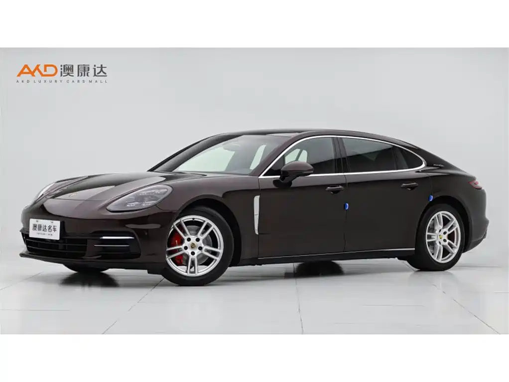Porsche Panamera 2018 — фото 1