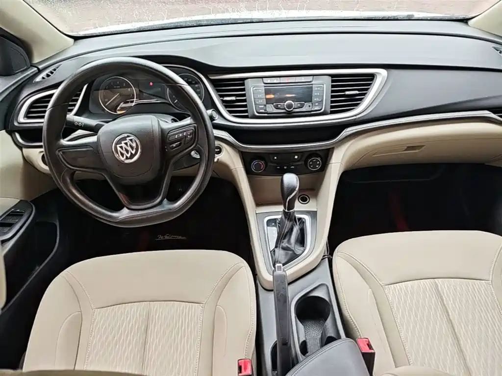 Buick Excelle 2017 — фото 10
