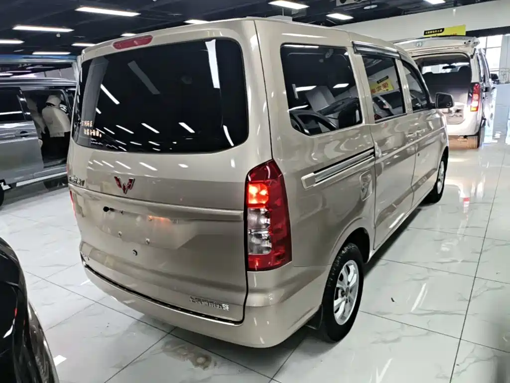Wuling Hongguang V 2024 — фото 7