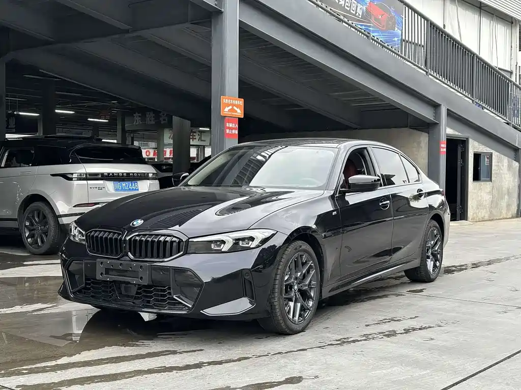 BMW 3 Series 2025 — фото 1