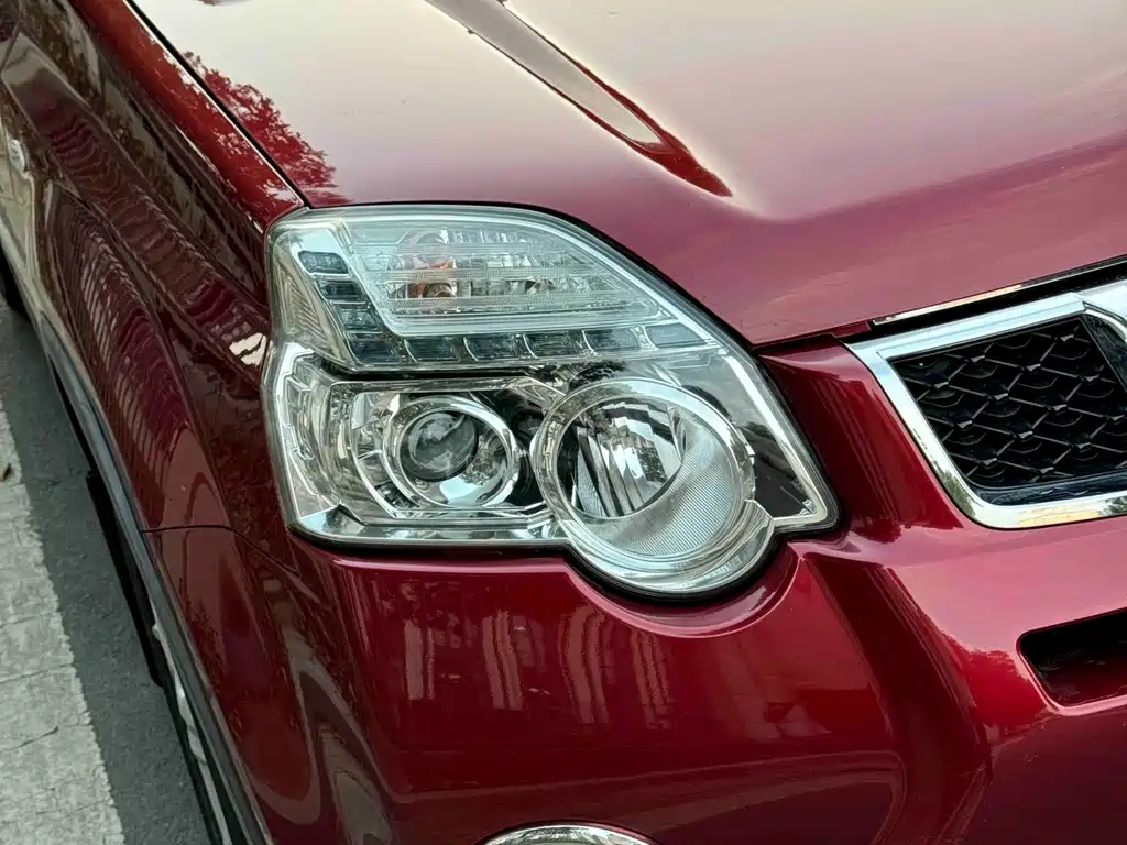 Nissan X-Trail 2011 — фото 10