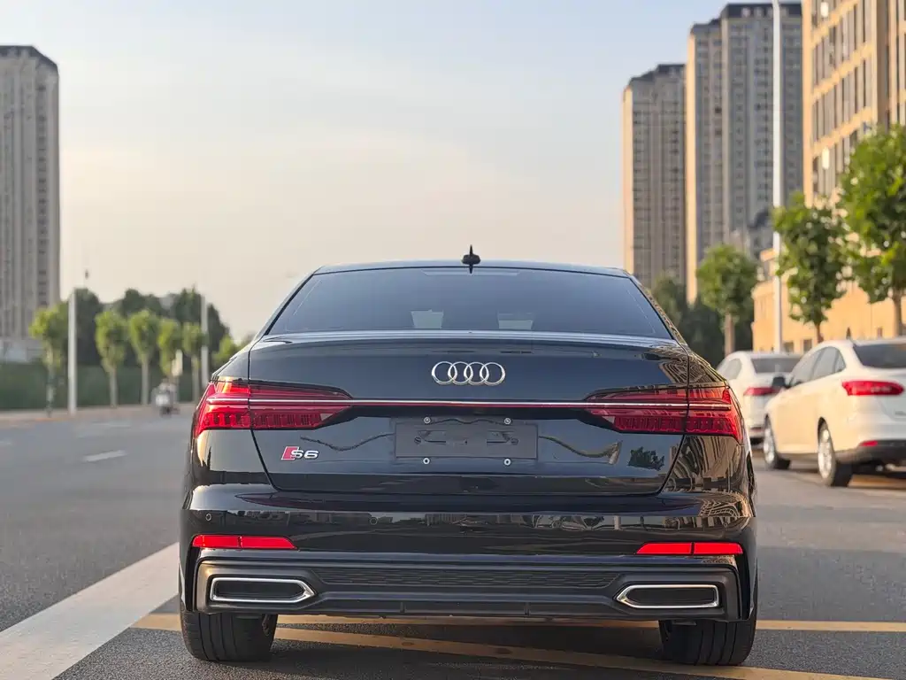 Audi A6L 2022 — фото 19