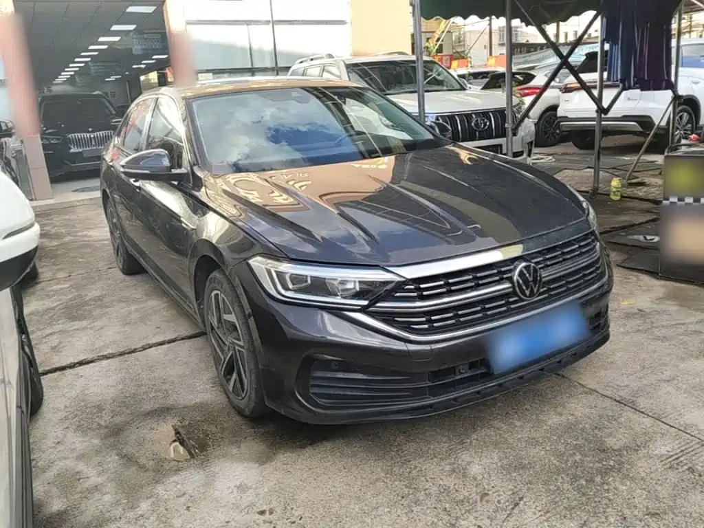 Volkswagen Sagitar 2023