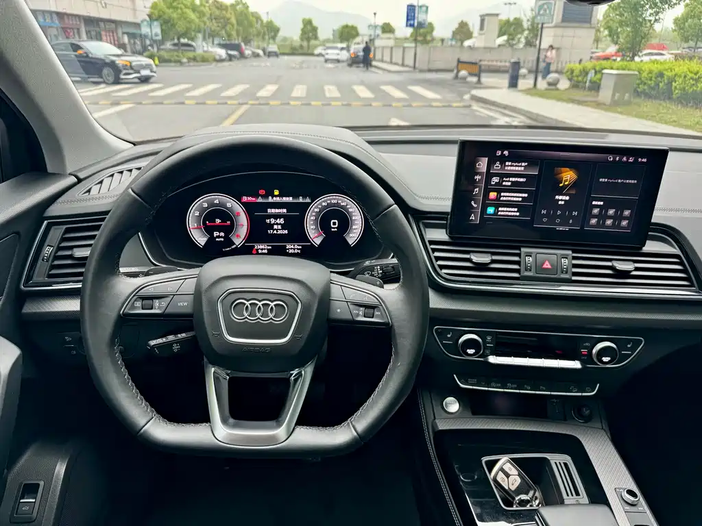 Audi Q5L 2022 — фото 6
