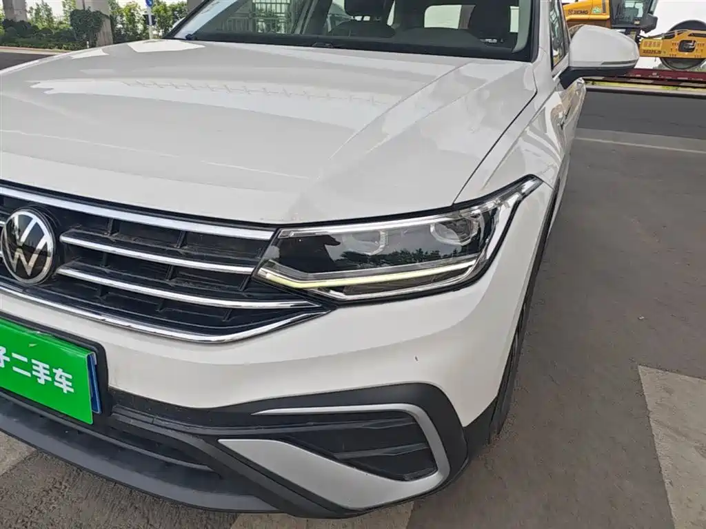 Volkswagen Tiguan L 2022 — фото 24