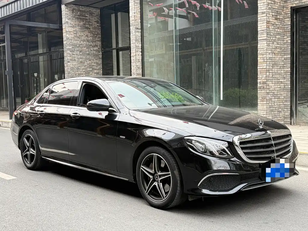 Mercedes-Benz E-Class 2020 — фото 3
