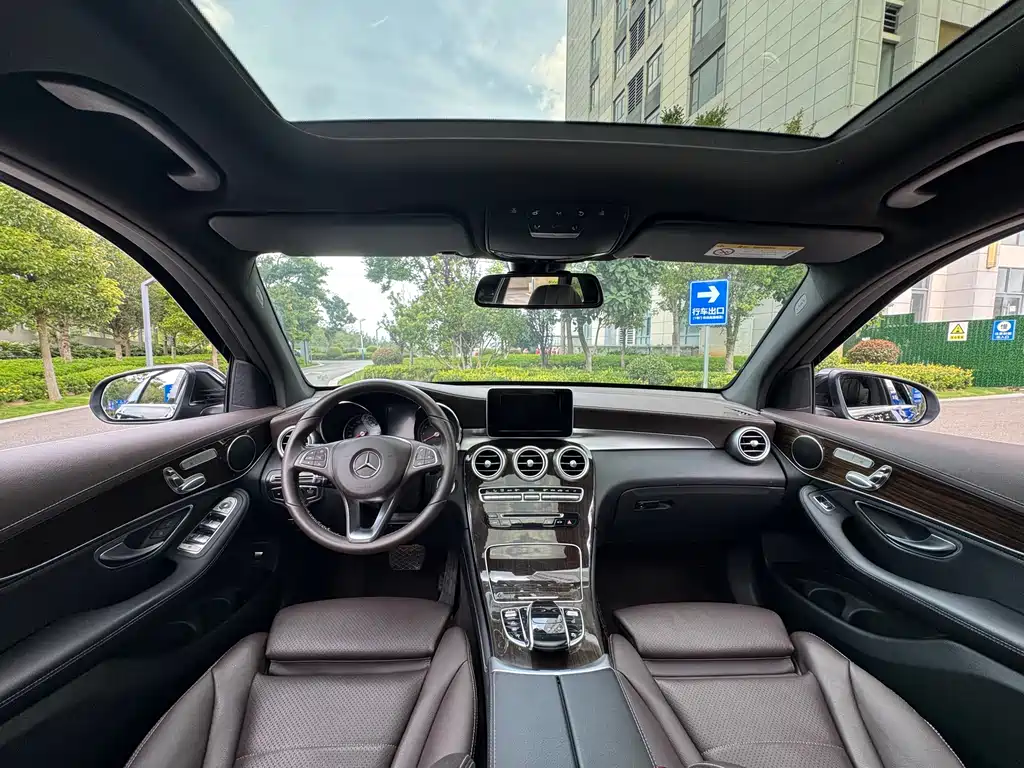 Mercedes-Benz GLC 2019 — фото 13