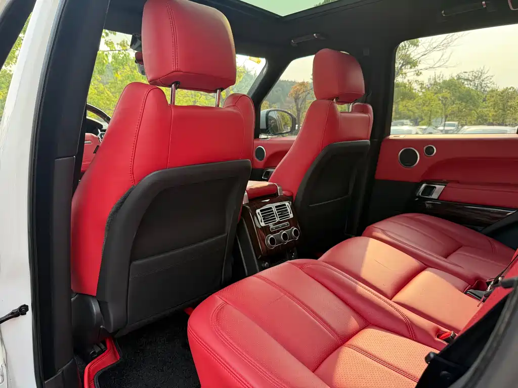Land Rover Range Rover 2018 — фото 14