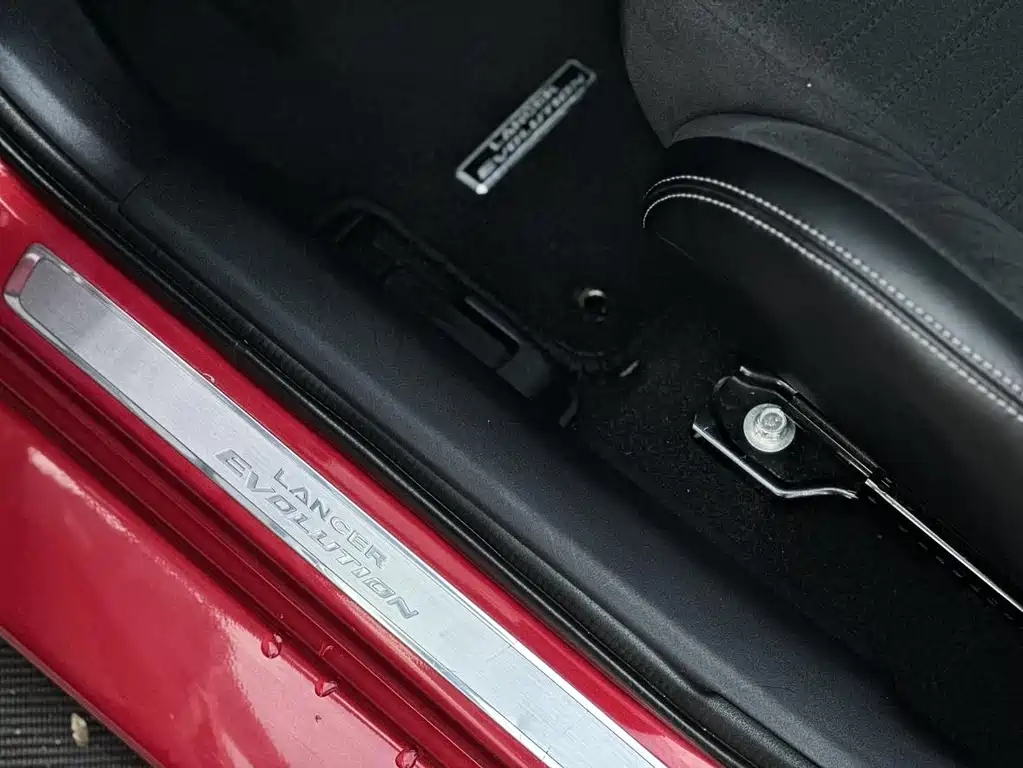 Mitsubishi Lancer 2011 — фото 18