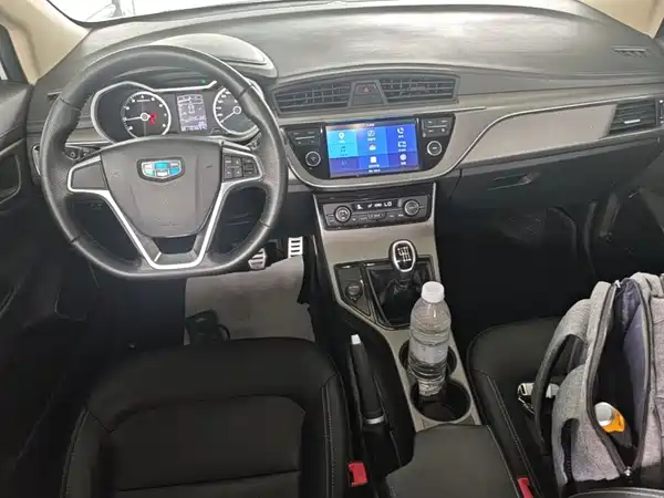 Geely Emgrand GS 2017