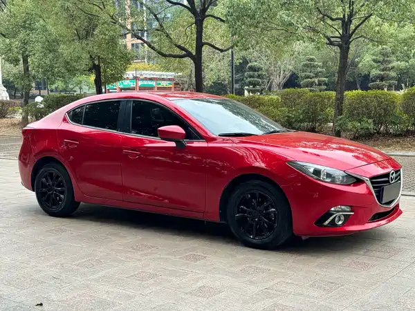 Mazda 3 Axela 2016
