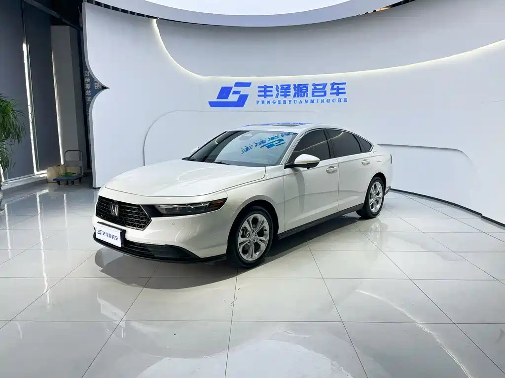 Honda Accord 2024 — фото 1