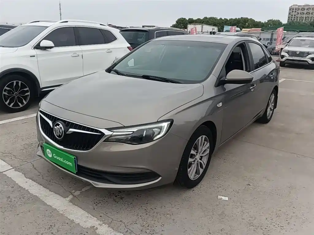 Buick Excelle 2019 — фото 1