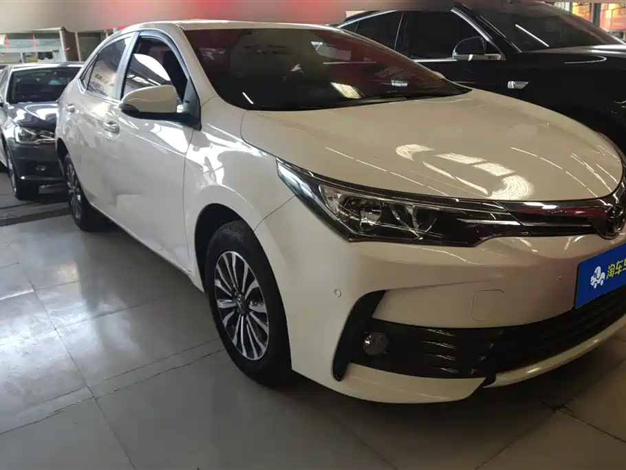 Toyota Corolla 2019 — фото 2