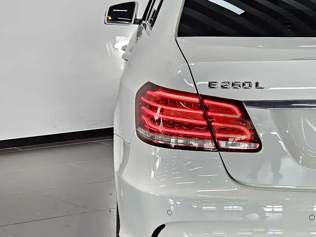 Mercedes-Benz E-Class 2016 — фото 3