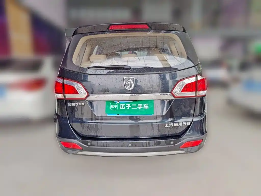 Baojun 730 2015