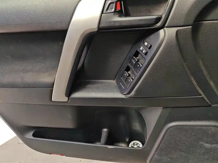 Toyota Prado 2017