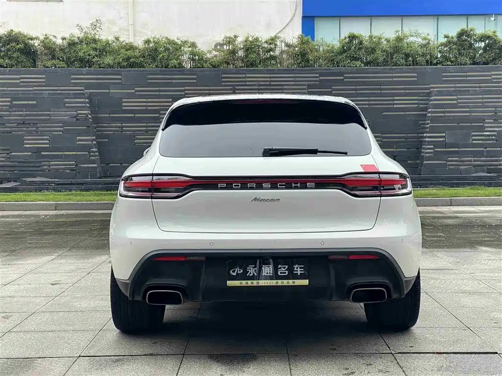 Porsche Macan 2022 — фото 16
