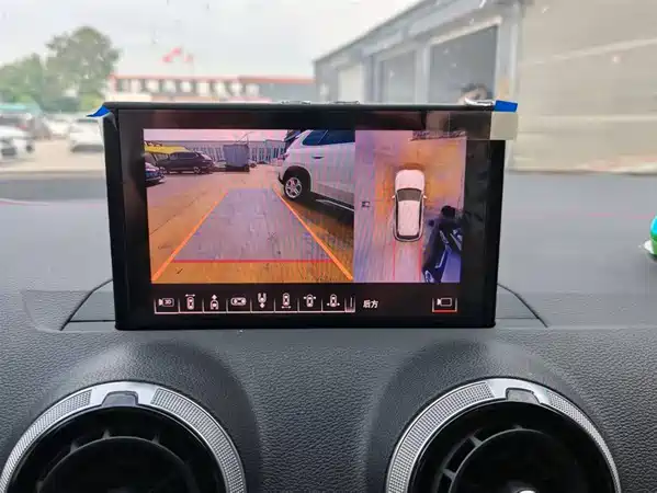 Audi Q2L 2022