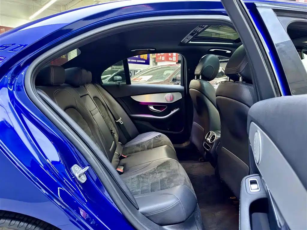 Mercedes-Benz C-Class 2019