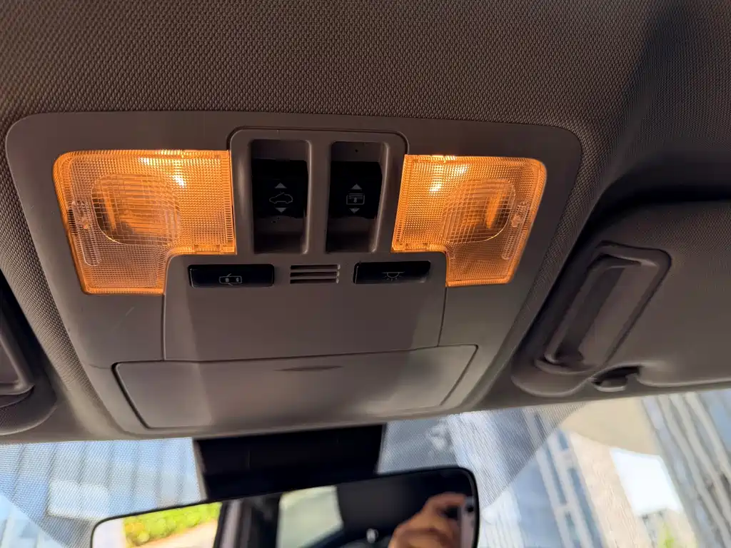Toyota Highlander 2018 — фото 12