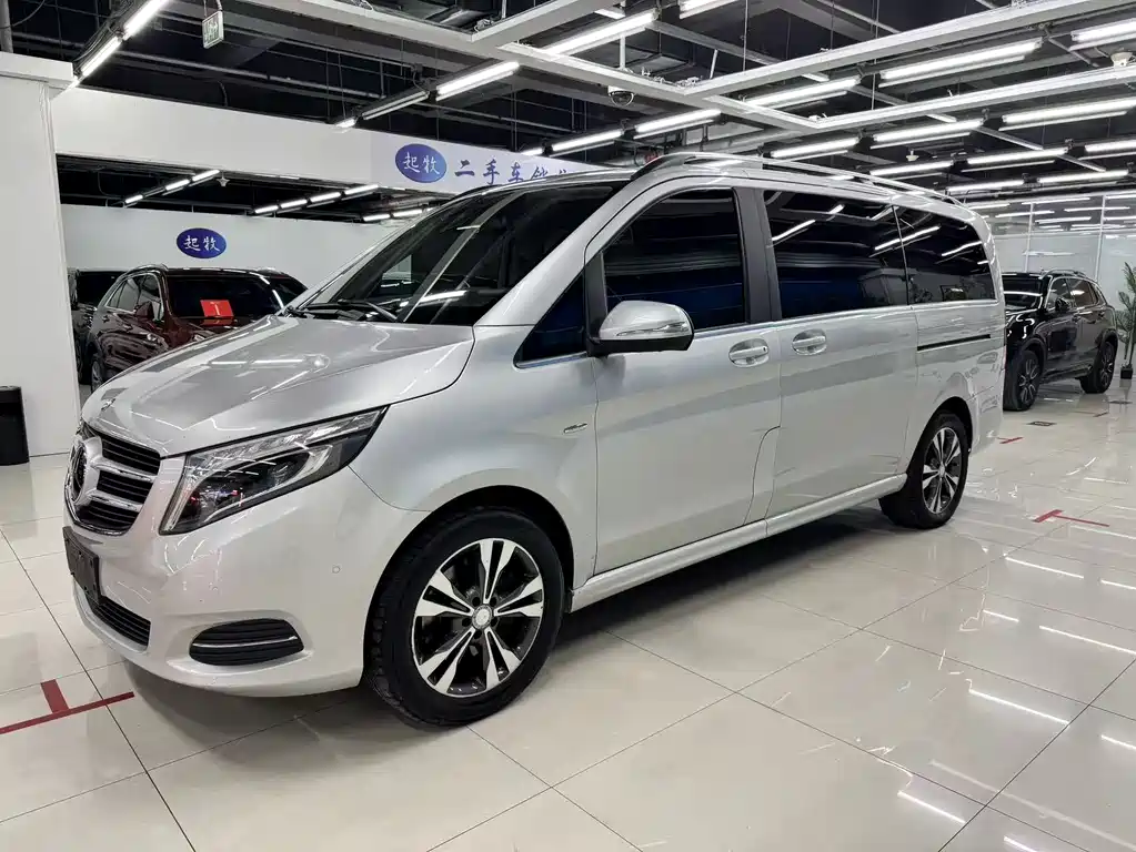 Mercedes-Benz V-Class 2016
