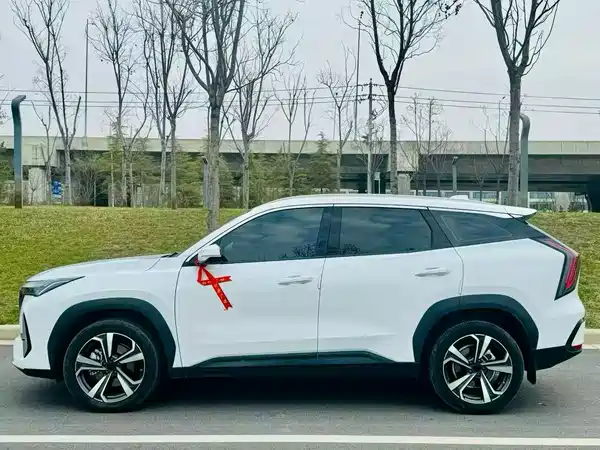 Geely Boyue L 2025