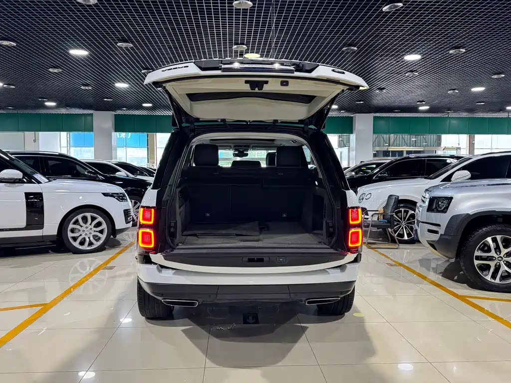 Land Rover Range Rover 2019 — фото 15