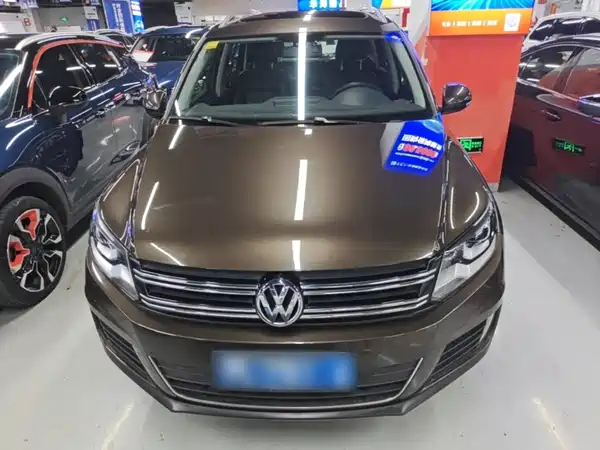 Volkswagen Tiguan 2015