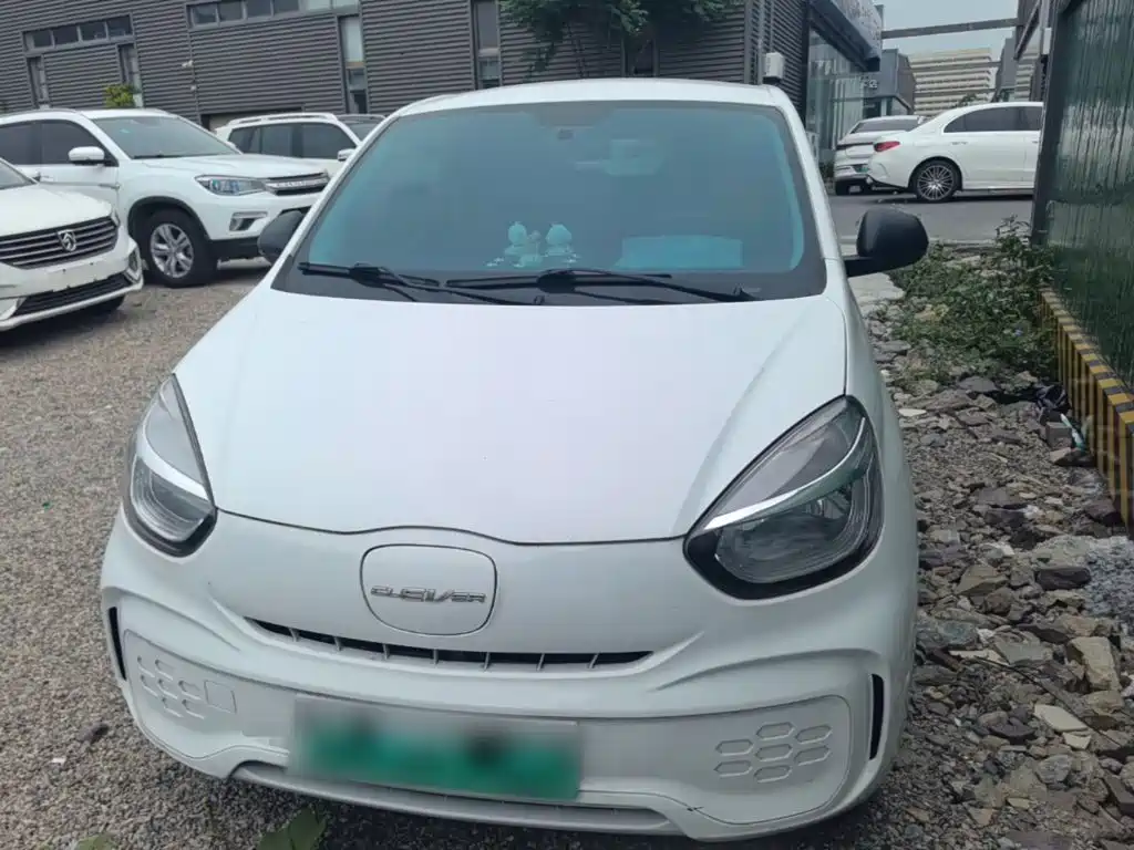 Roewe Clever 2022