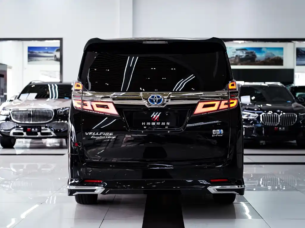 Toyota Vellfire 2020 — фото 20