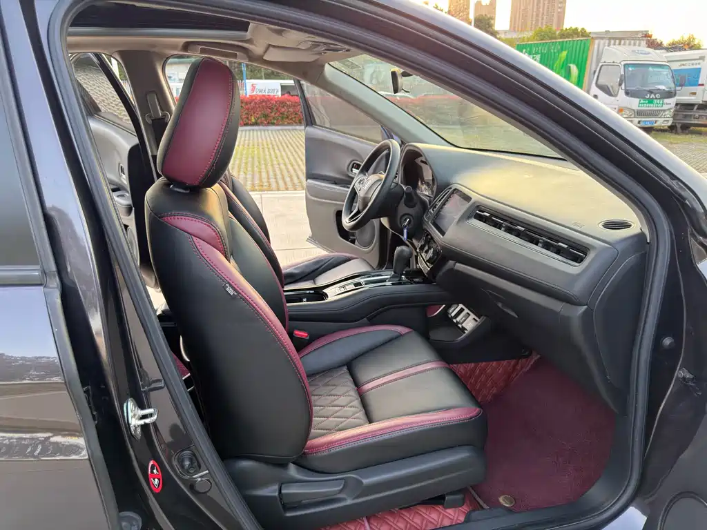 Honda Vezel 2021 — фото 11