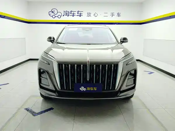 Hongqi HS3 2023