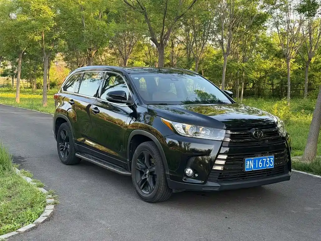 Toyota Highlander 2020