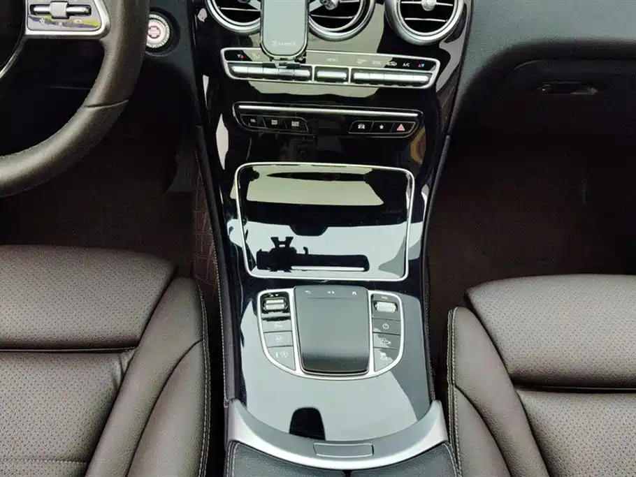 Mercedes-Benz GLC 2021 — фото 16