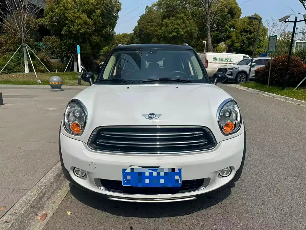 MINI Countryman 2016