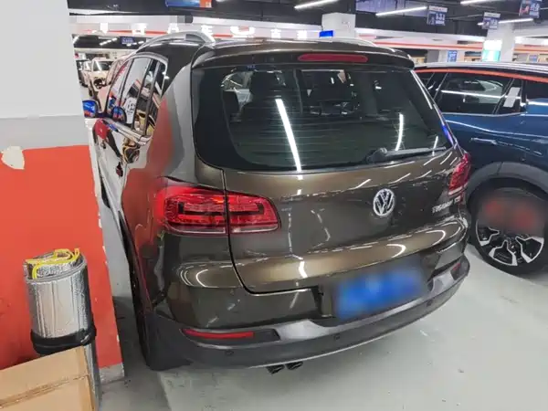 Volkswagen Tiguan 2015