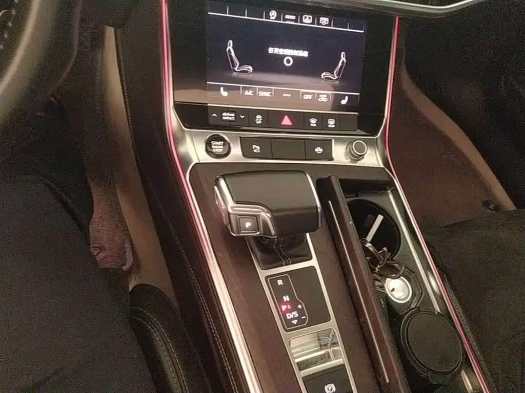 Audi A6L 2021 — фото 14