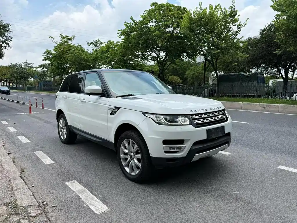 Land Rover Range Rover Sport 2013 — фото 2