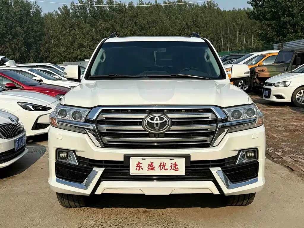 Toyota Land Cruiser 2015 — фото 2
