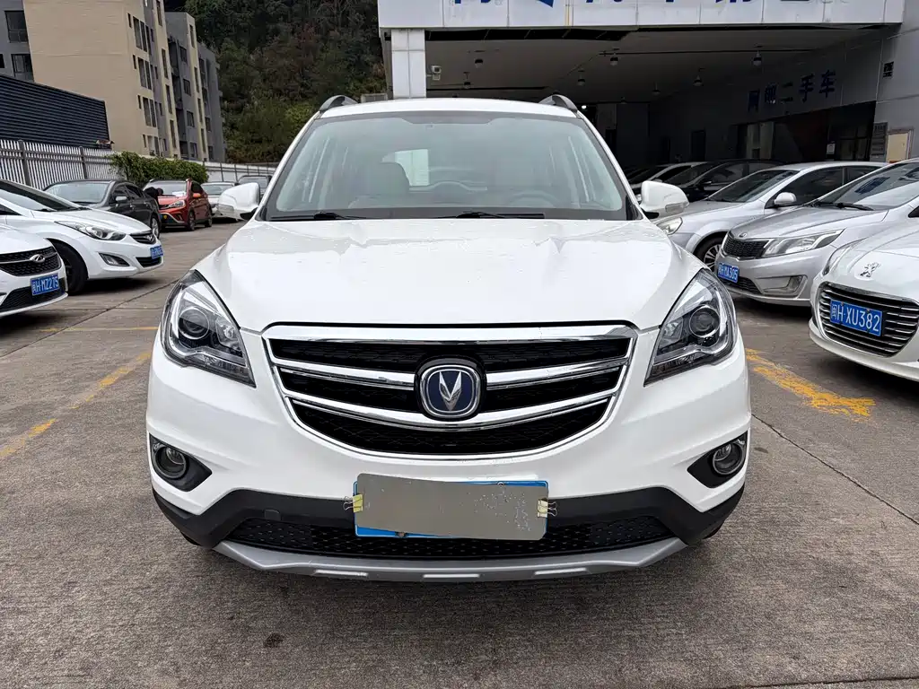 Changan CS35 2018 — фото 2