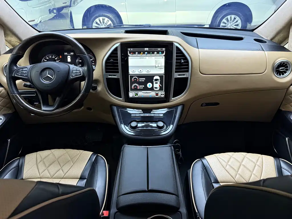 Mercedes-Benz Vito 2018 — фото 12
