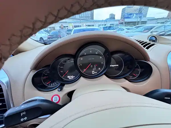 Porsche Cayenne 2013