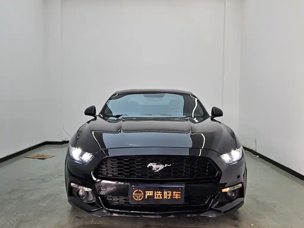 Ford Mustang 2018 — фото 2