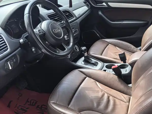 Audi Q3 2015