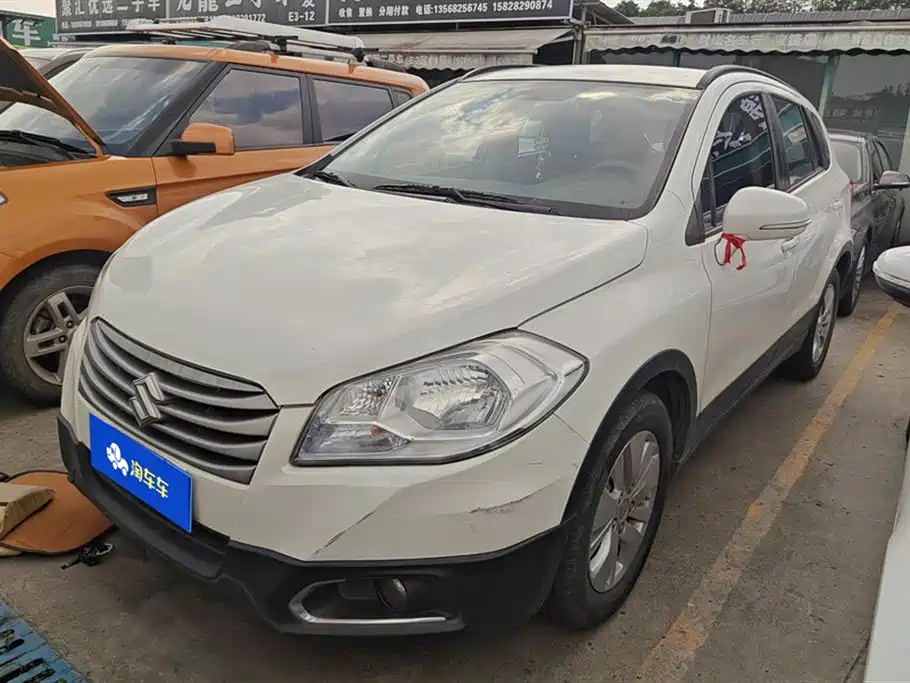 Suzuki S-Cross 2014
